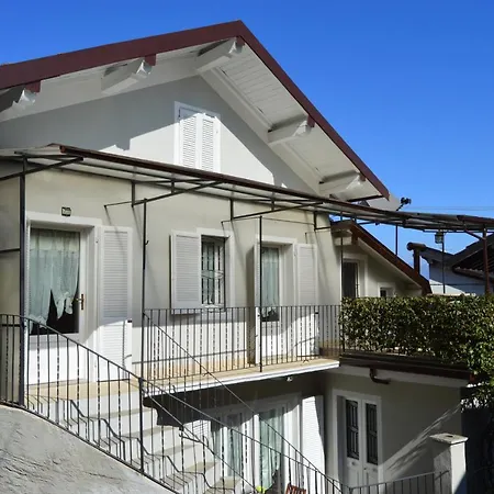 Casa Della Rosina * 스트레사